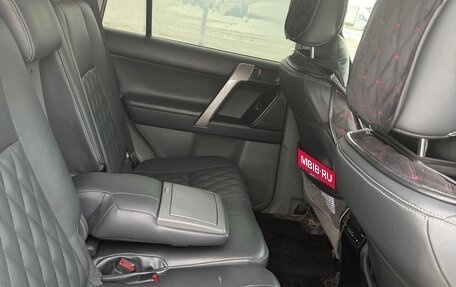 Toyota Land Cruiser Prado 150 рестайлинг 2, 2010 год, 2 700 000 рублей, 6 фотография