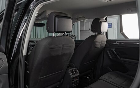 Volkswagen Tiguan II, 2021 год, 4 179 000 рублей, 14 фотография