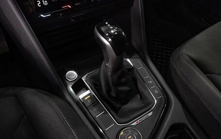 Volkswagen Tiguan II, 2021 год, 4 179 000 рублей, 22 фотография