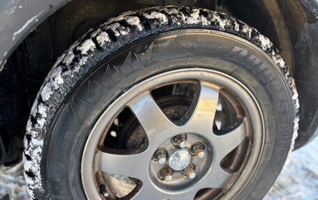 Pontiac Vibe II, 2004 год, 310 000 рублей, 14 фотография