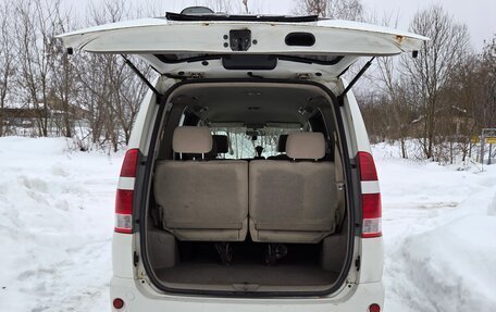 Toyota Noah III, 2006 год, 870 000 рублей, 9 фотография