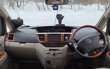 Toyota Noah III, 2006 год, 870 000 рублей, 13 фотография