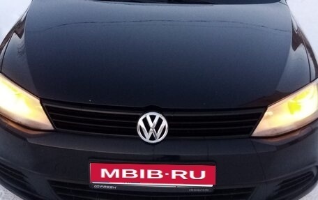 Volkswagen Jetta VI, 2012 год, 875 000 рублей, 2 фотография