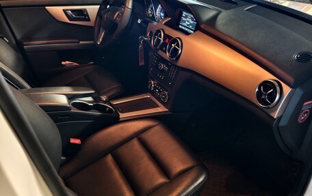 Mercedes-Benz GLK-Класс, 2015 год, 2 350 000 рублей, 10 фотография