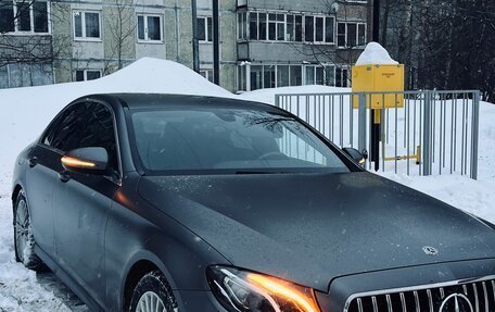 Mercedes-Benz E-Класс, 2018 год, 3 650 000 рублей, 2 фотография