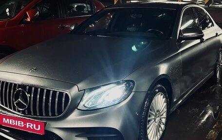 Mercedes-Benz E-Класс, 2018 год, 3 650 000 рублей, 13 фотография