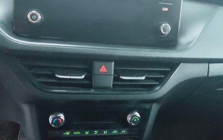 Skoda Rapid II, 2021 год, 1 650 000 рублей, 11 фотография