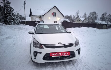KIA Rio IV, 2017 год, 950 000 рублей, 5 фотография