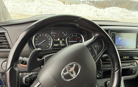 Toyota ProAce II, 2019 год, 2 980 000 рублей, 12 фотография