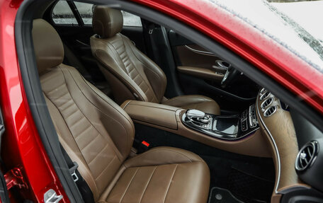 Mercedes-Benz E-Класс, 2016 год, 2 999 999 рублей, 28 фотография