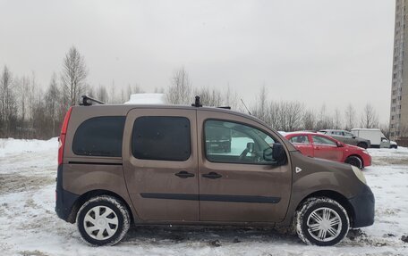 Renault Kangoo II рестайлинг, 2012 год, 720 000 рублей, 1 фотография