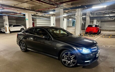 Mercedes-Benz C-Класс, 2012 год, 1 750 000 рублей, 2 фотография