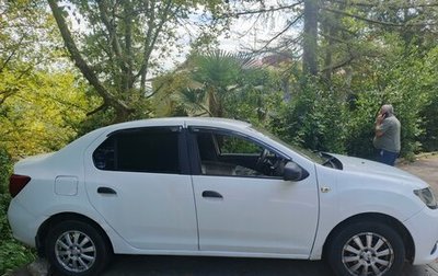 Renault Logan II, 2014 год, 450 000 рублей, 1 фотография