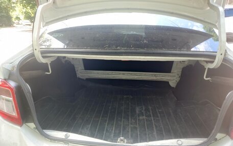 Renault Logan II, 2014 год, 450 000 рублей, 2 фотография