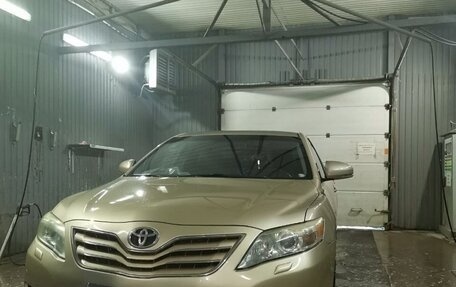 Toyota Camry, 2011 год, 1 150 000 рублей, 1 фотография
