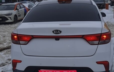 KIA Rio IV, 2018 год, 650 000 рублей, 2 фотография