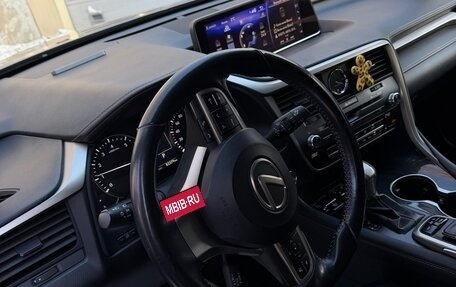 Lexus RX IV рестайлинг, 2018 год, 4 000 000 рублей, 7 фотография