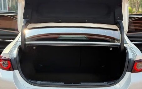 Mazda 3, 2023 год, 1 970 000 рублей, 11 фотография