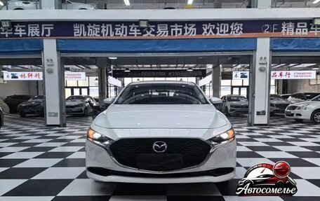 Mazda 3, 2021 год, 1 850 000 рублей, 2 фотография