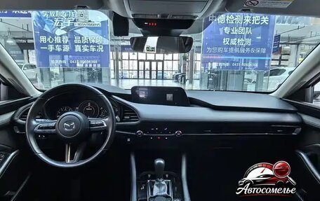 Mazda 3, 2021 год, 1 850 000 рублей, 12 фотография