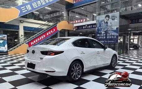 Mazda 3, 2021 год, 1 850 000 рублей, 6 фотография