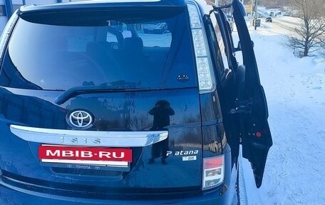 Toyota ISis I, 2011 год, 1 020 000 рублей, 11 фотография