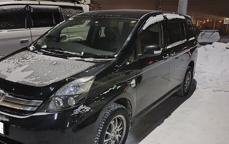 Toyota ISis I, 2011 год, 1 020 000 рублей, 15 фотография