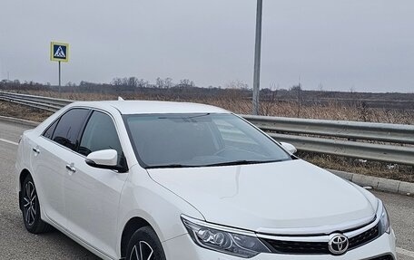 Toyota Camry, 2017 год, 1 890 000 рублей, 3 фотография