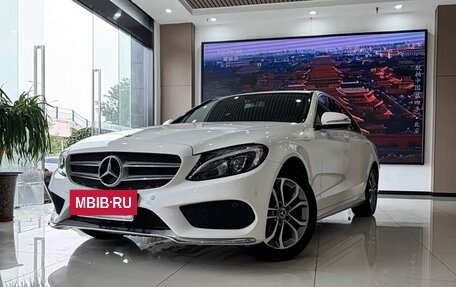 Mercedes-Benz C-Класс, 2017 год, 1 955 000 рублей, 3 фотография