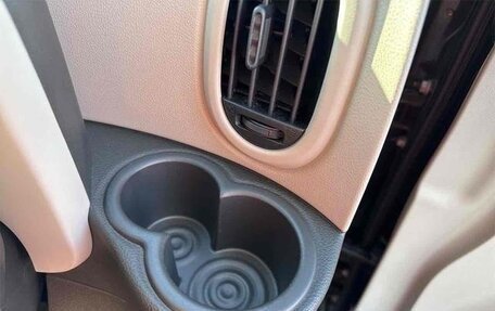 Nissan Cube III, 2017 год, 750 000 рублей, 28 фотография