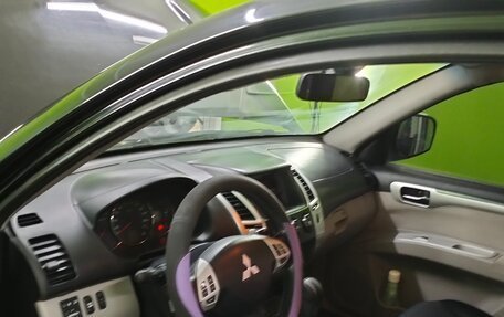 Mitsubishi Pajero Sport II рестайлинг, 2011 год, 1 330 000 рублей, 6 фотография