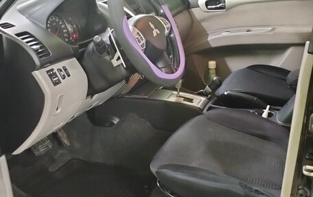 Mitsubishi Pajero Sport II рестайлинг, 2011 год, 1 330 000 рублей, 7 фотография