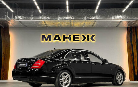 Mercedes-Benz S-Класс, 2011 год, 1 600 000 рублей, 4 фотография