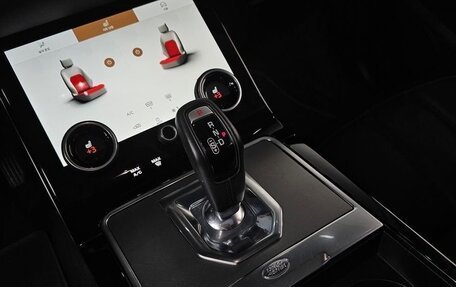 Land Rover Range Rover Evoque II, 2022 год, 2 520 000 рублей, 10 фотография