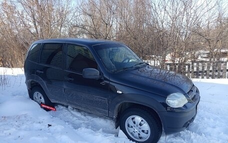 Chevrolet Niva I рестайлинг, 2018 год, 580 000 рублей, 3 фотография