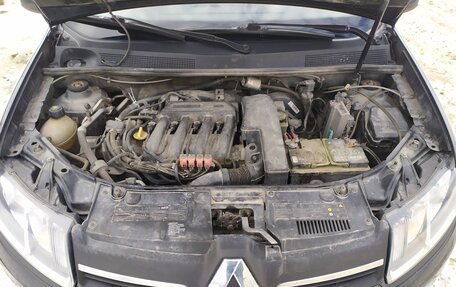 Renault Logan II, 2015 год, 690 000 рублей, 17 фотография