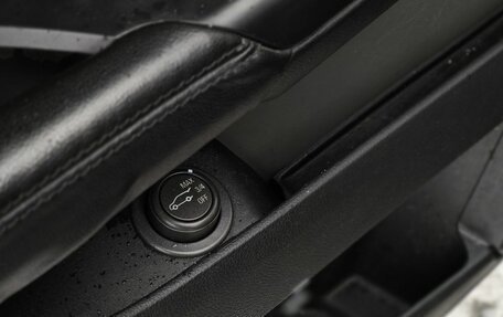 Cadillac SRX II рестайлинг, 2010 год, 990 000 рублей, 26 фотография