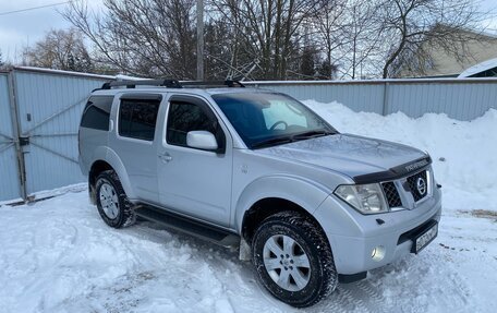 Nissan Pathfinder, 2005 год, 920 000 рублей, 3 фотография