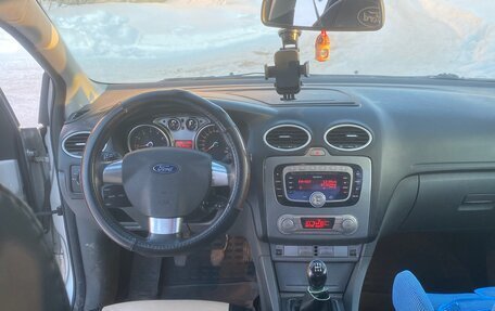 Ford Focus II рестайлинг, 2010 год, 520 000 рублей, 2 фотография