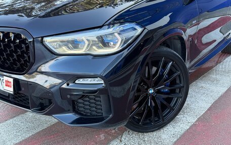 BMW X5, 2019 год, 6 990 000 рублей, 3 фотография