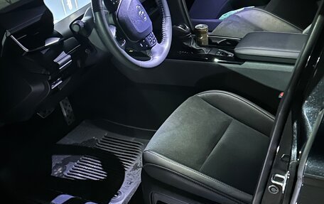 Toyota Camry, 2025 год, 4 230 000 рублей, 9 фотография