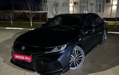 Toyota Camry, 2025 год, 4 230 000 рублей, 3 фотография