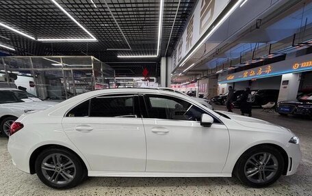 Mercedes-Benz A-Класс, 2022 год, 1 750 000 рублей, 5 фотография