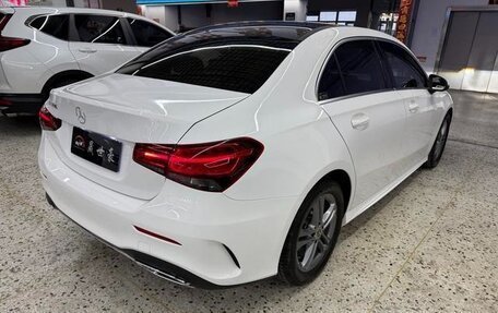 Mercedes-Benz A-Класс, 2022 год, 1 750 000 рублей, 6 фотография