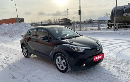 Toyota C-HR I рестайлинг, 2019 год, 2 150 000 рублей, 3 фотография