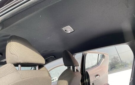 Toyota C-HR I рестайлинг, 2019 год, 2 150 000 рублей, 22 фотография