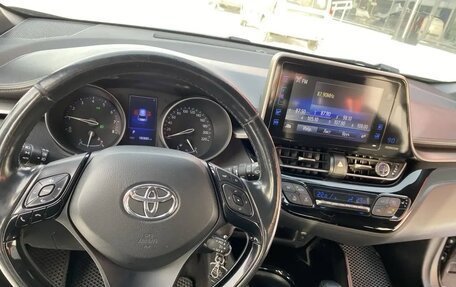 Toyota C-HR I рестайлинг, 2019 год, 2 150 000 рублей, 20 фотография