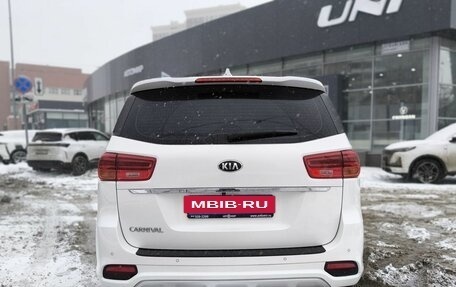 KIA Carnival III, 2019 год, 3 199 000 рублей, 5 фотография