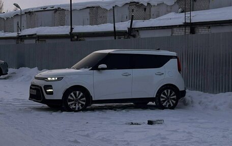 KIA Soul III, 2021 год, 2 000 000 рублей, 3 фотография