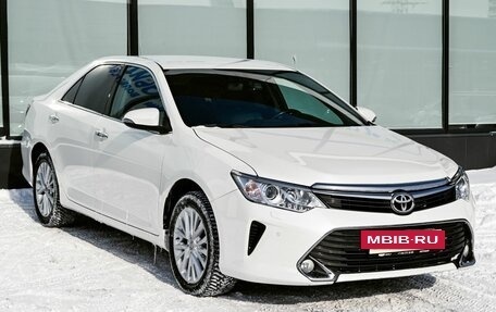 Toyota Camry, 2015 год, 2 399 000 рублей, 7 фотография